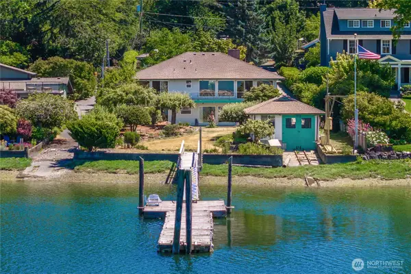 8920 Randall Dr Nw, Gig Harbor, WA 98332