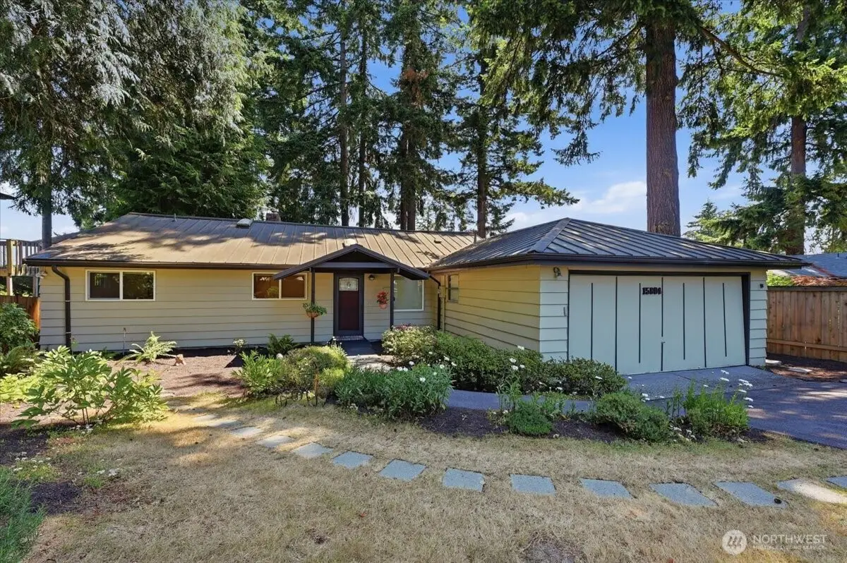 15804 35th Avenue Ne, Lake Forest Park, WA 98155 - #1