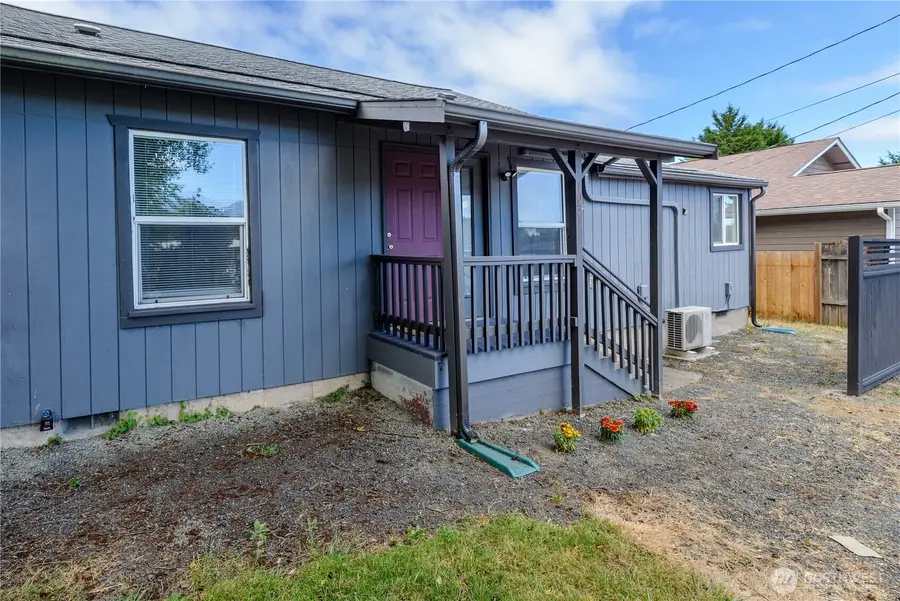 1031 W Glenwood Street, Port Angeles, WA 98363 - #3
