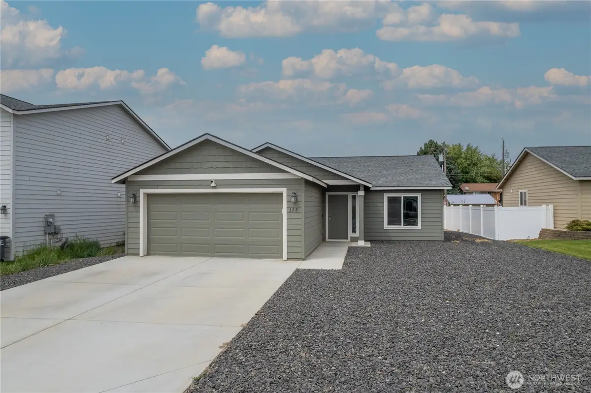 322 W 6th Street, Warden, WA 98857 - #1