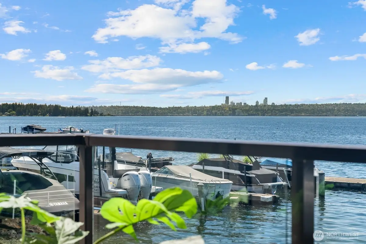 807 Lake Street S #100, Kirkland, WA 98033 - #1