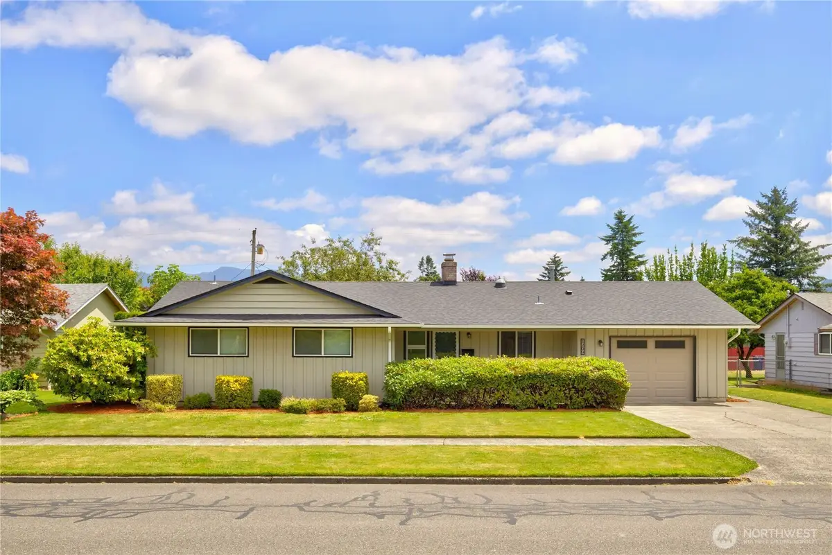 1209 Florence Street, Enumclaw, WA 98022 - #1