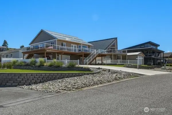 180 E Marine View Place, Orondo, WA 98843