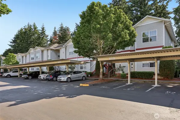 4217 164th Street Sw #B106, Lynnwood, WA 98087