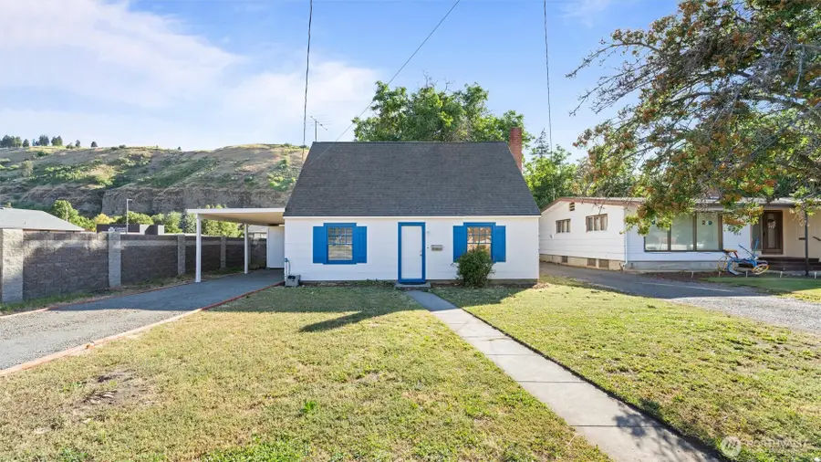906 S 3rd, Dayton, WA 99328 - #3