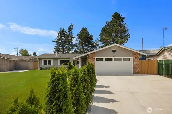 16715 116th Place Se, Renton, WA 98058