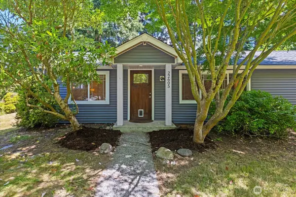 22605 61st Avenue W, Mountlake Terrace, WA 98043