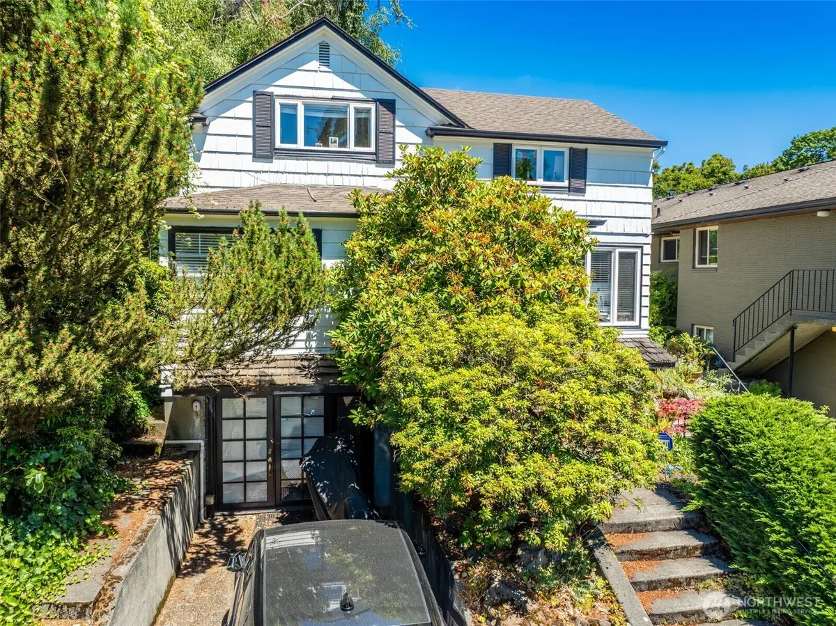 910 E Prospect Street, Seattle, WA 98102 - #1
