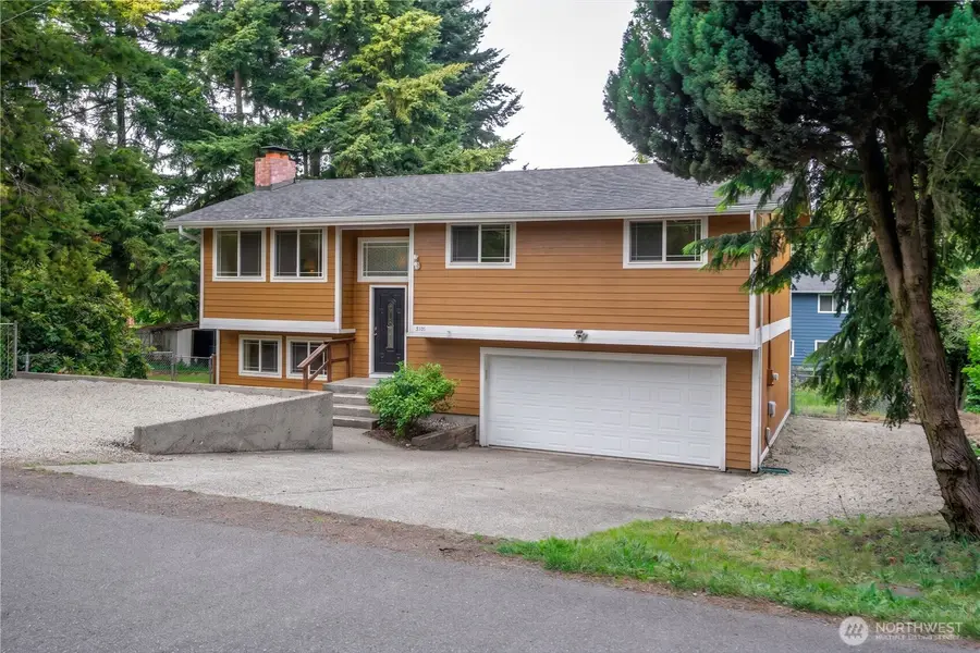3105 13th Street Sw, Puyallup, WA 98373 - #2