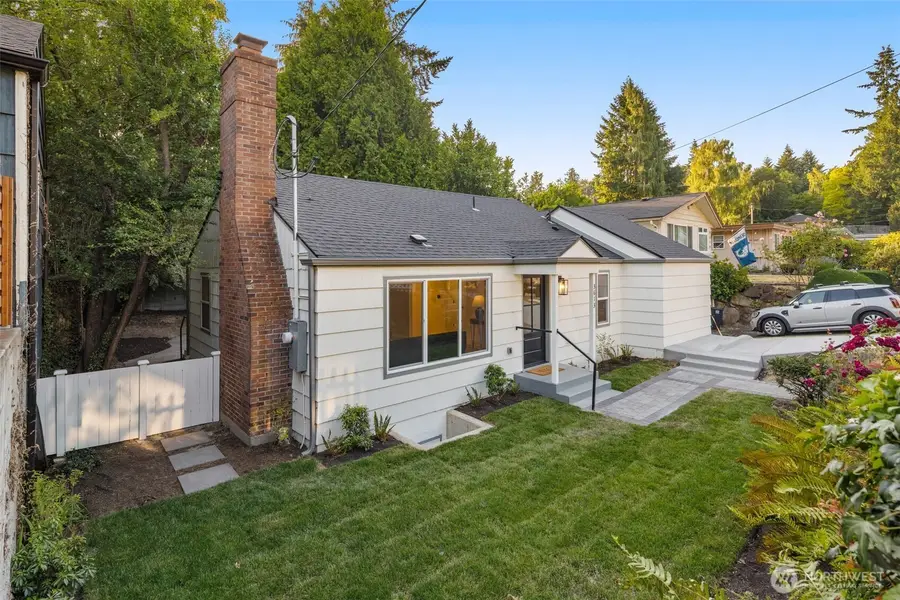 3613 40th Avenue W, Seattle, WA 98199 - #3