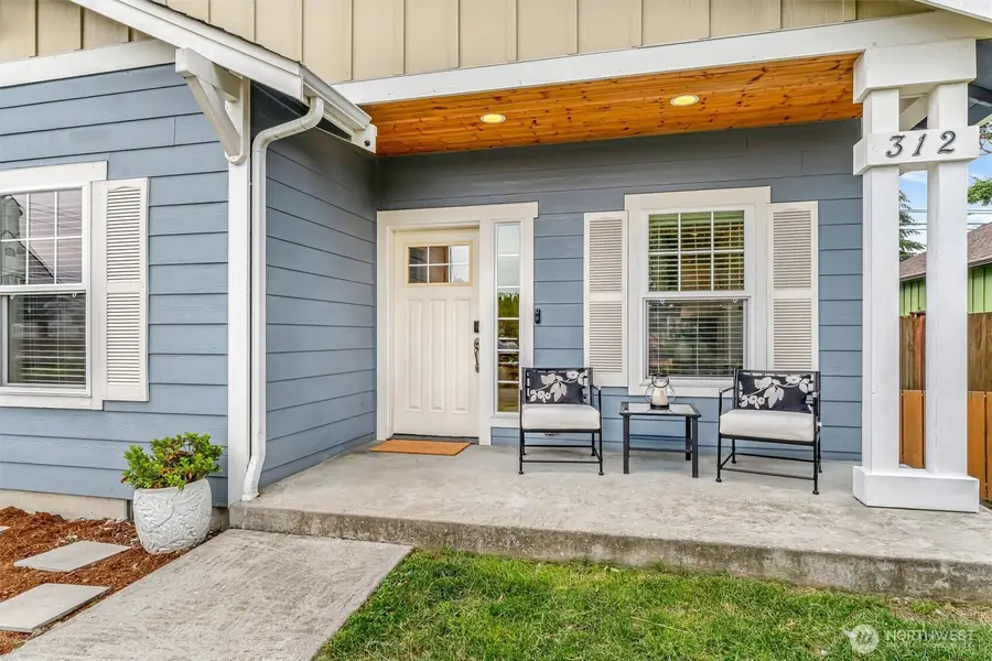 312 N French Avenue, Arlington, WA 98223 - #3