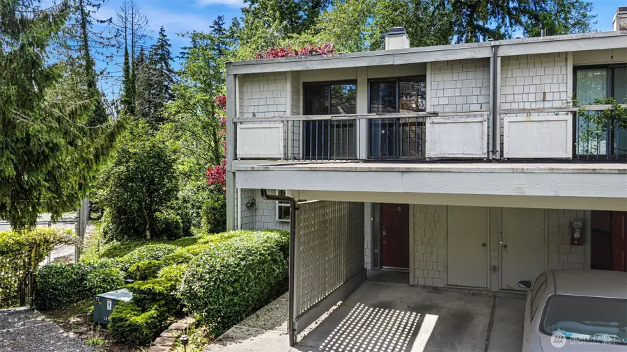 22703 Lakeview Drive #E1, Mountlake Terrace, WA 98043 - #2