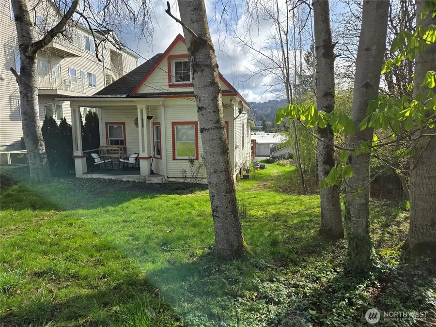 1021 21st Street #26-27, Bellingham, WA 98225 - #2
