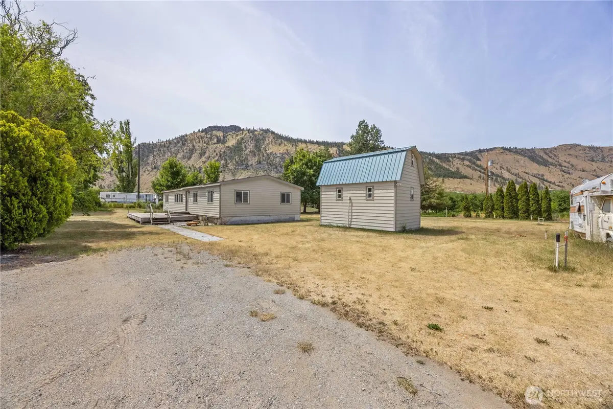 27 Buckingham Alley, Brewster, WA 98812 - #1