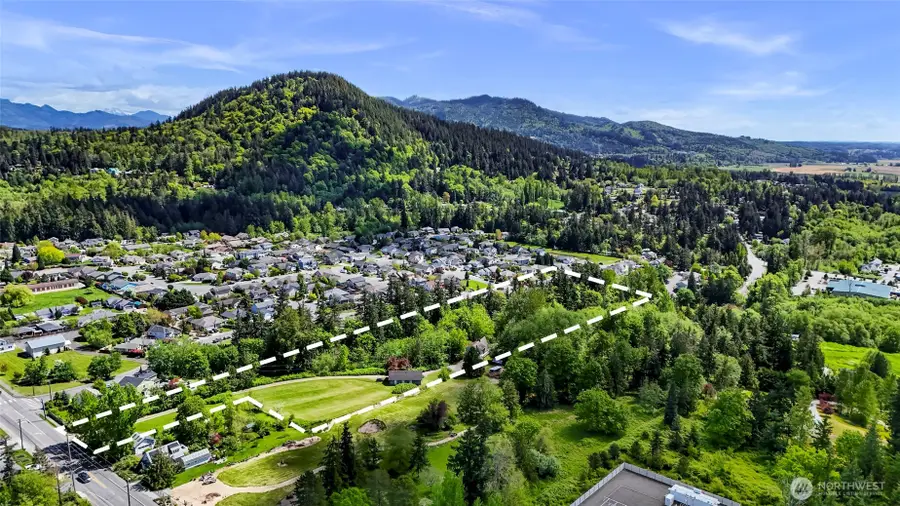 1418 E Blackburn Road, Mount Vernon, WA 98274 - #2