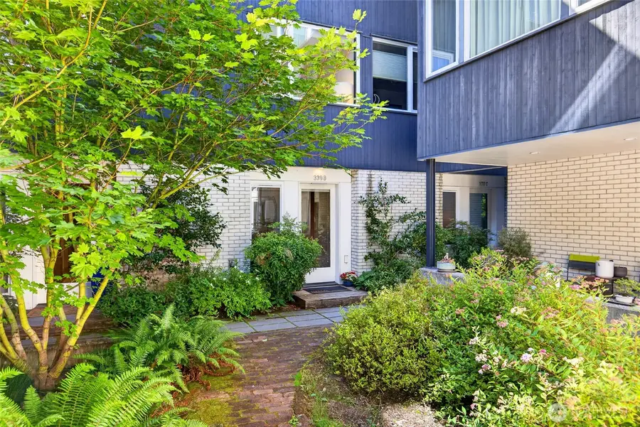339 16th Avenue E #B, Seattle, WA 98112 - #2