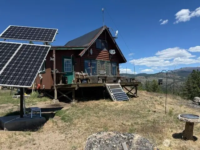 132 W Cayuse Mtn Road, Tonasket, WA 98855 - #3
