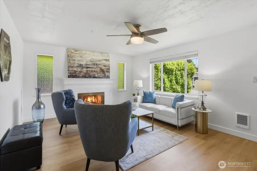 11515 26th Avenue Sw, Seattle, WA 98146 - #3