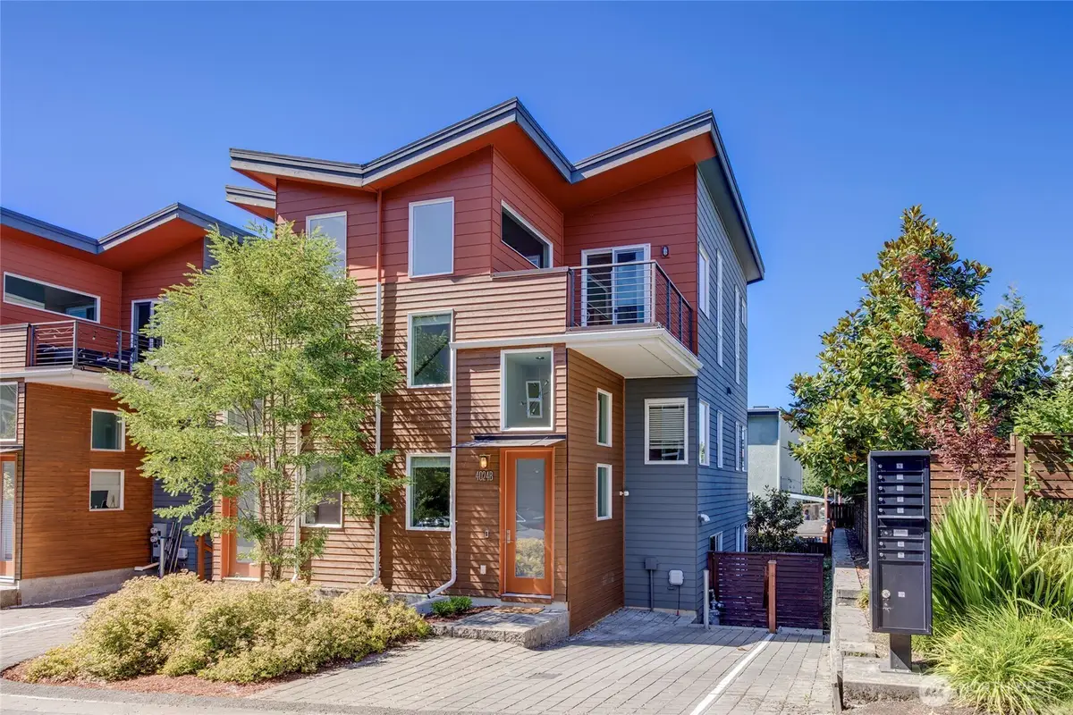 4024 Martin Luther King Jr Way S #B, Seattle, WA 98108 - #1