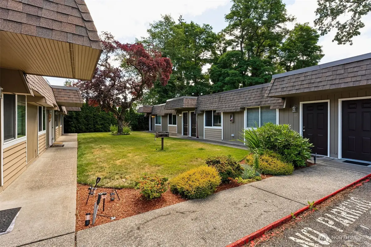 9811 Whitman Avenue Sw #17, Lakewood, WA 98499 - #1