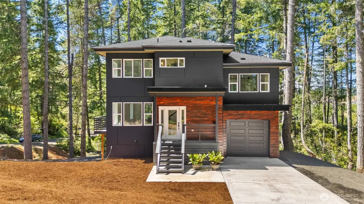 21 E Country Club Drive N, Union, WA 98592 - #1
