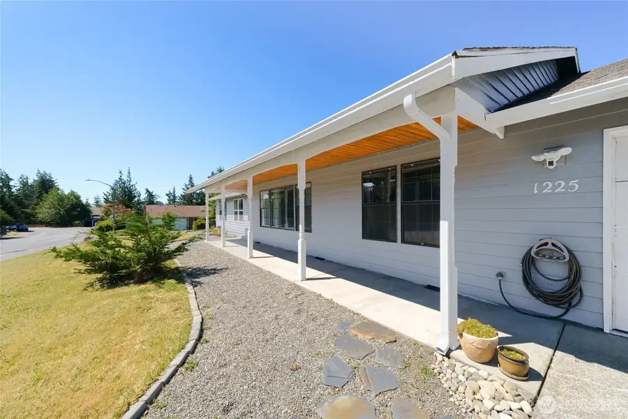 1225 SW Barrington Drive, Oak Harbor, WA 98277 - #2