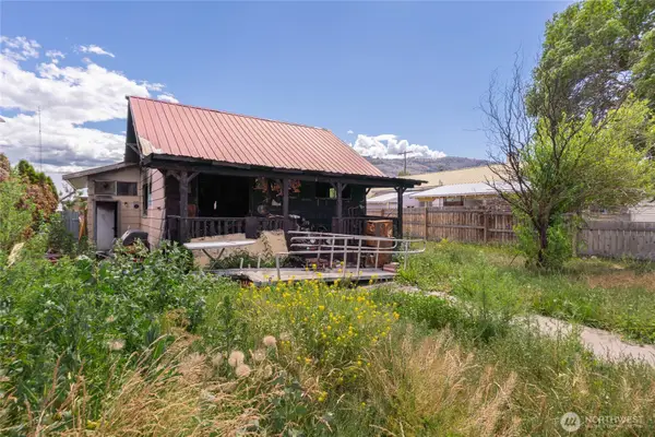 1019 Golden Street, Oroville, WA 98844