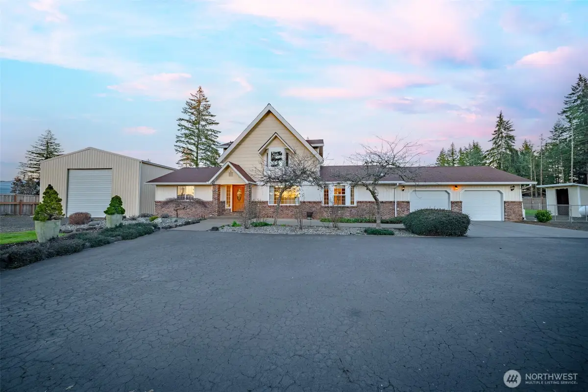 1911 E Island Lake Drive, Shelton, WA 98584 - #1