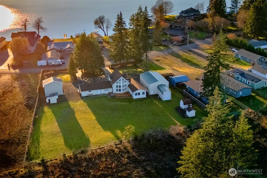 1911 E Island Lake Drive, Shelton, WA 98584 - #2