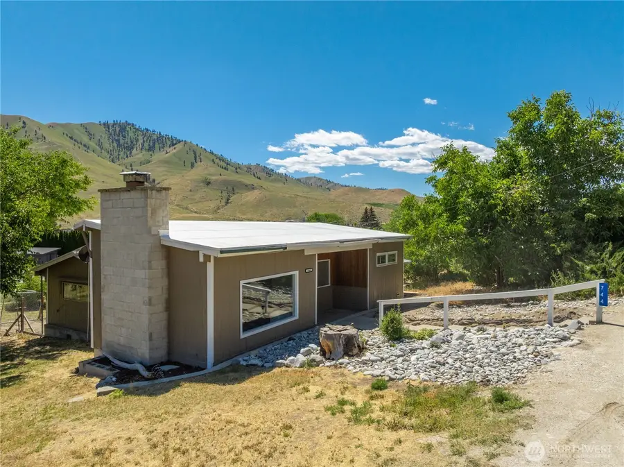 744 Riverview Cemetery Road, Chelan, WA 98816 - #2