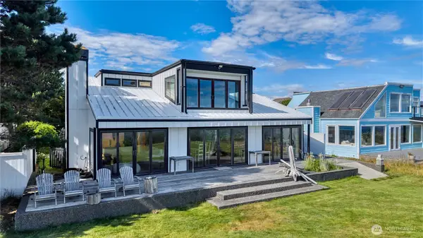 1617 Edwards Drive, Point Roberts, WA 98281