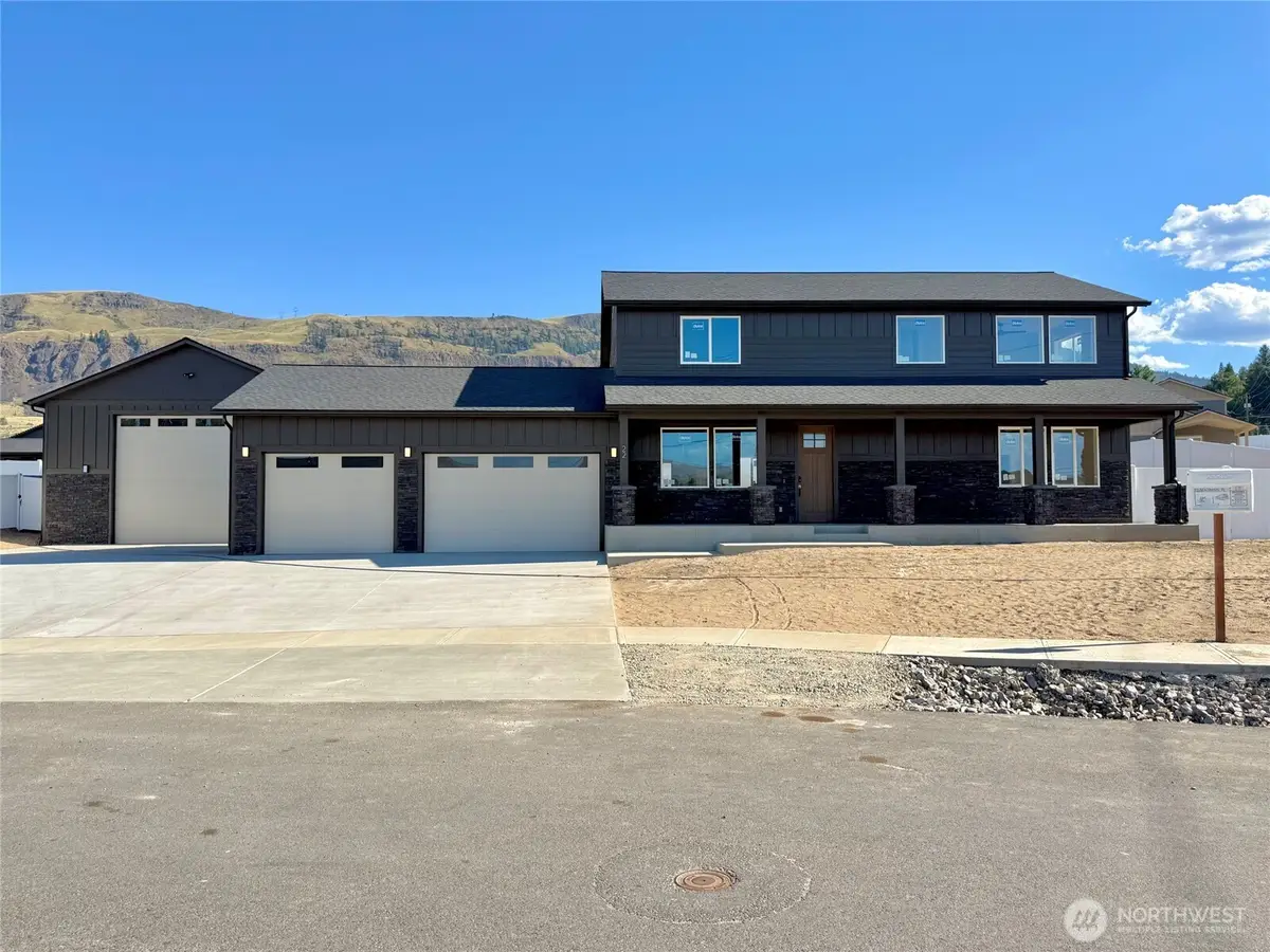 22 Benjamin Place, Malaga, WA 98828 - #1