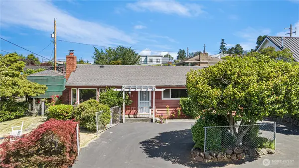 2410 NW 198th St, Shoreline, WA 98177