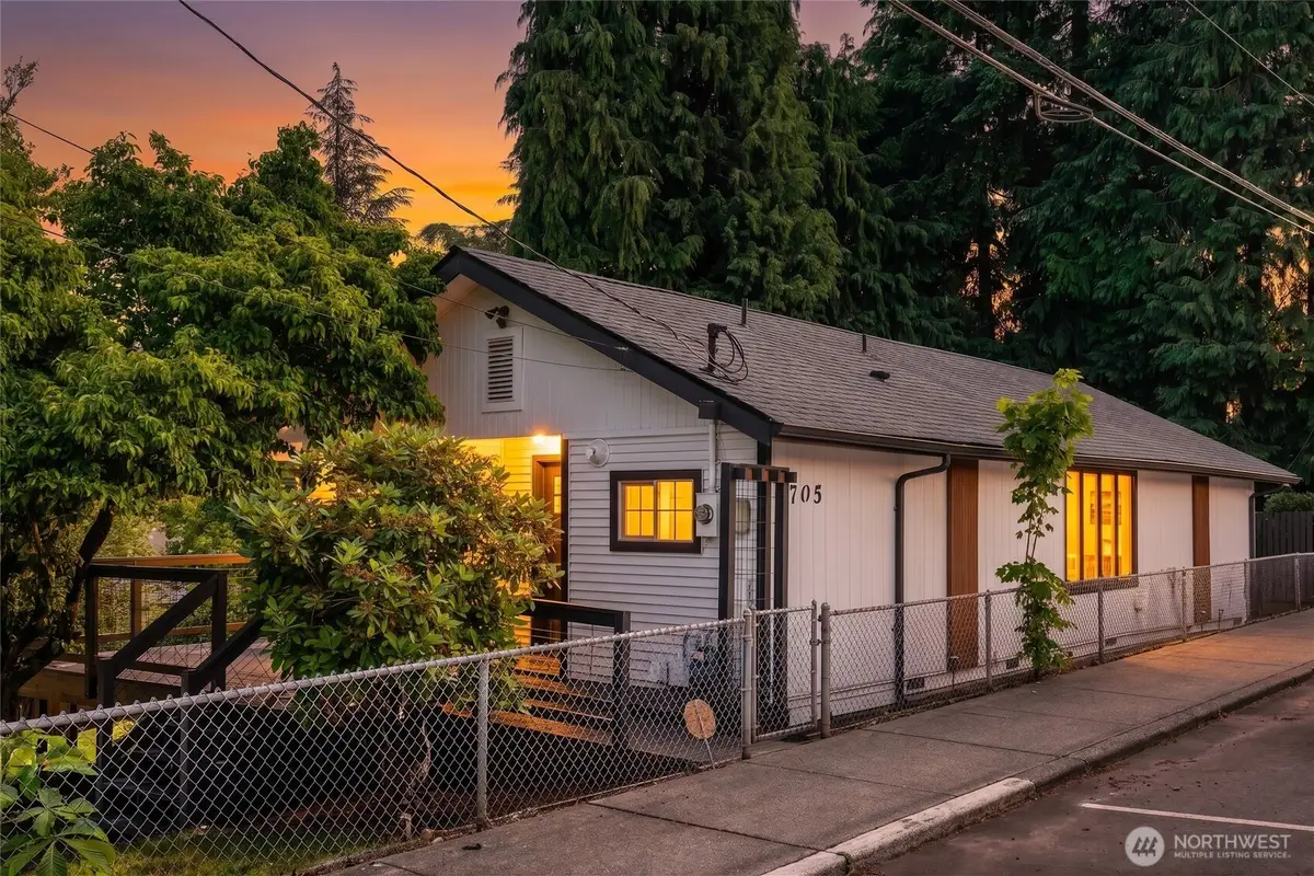 7705 E Casino Road, Everett, WA 98203 - #1