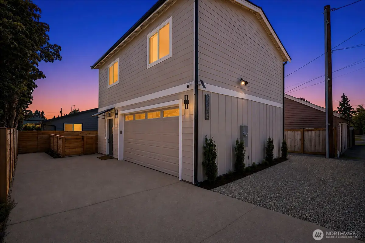 2526 State Street #B, Everett, WA 98201 - #1