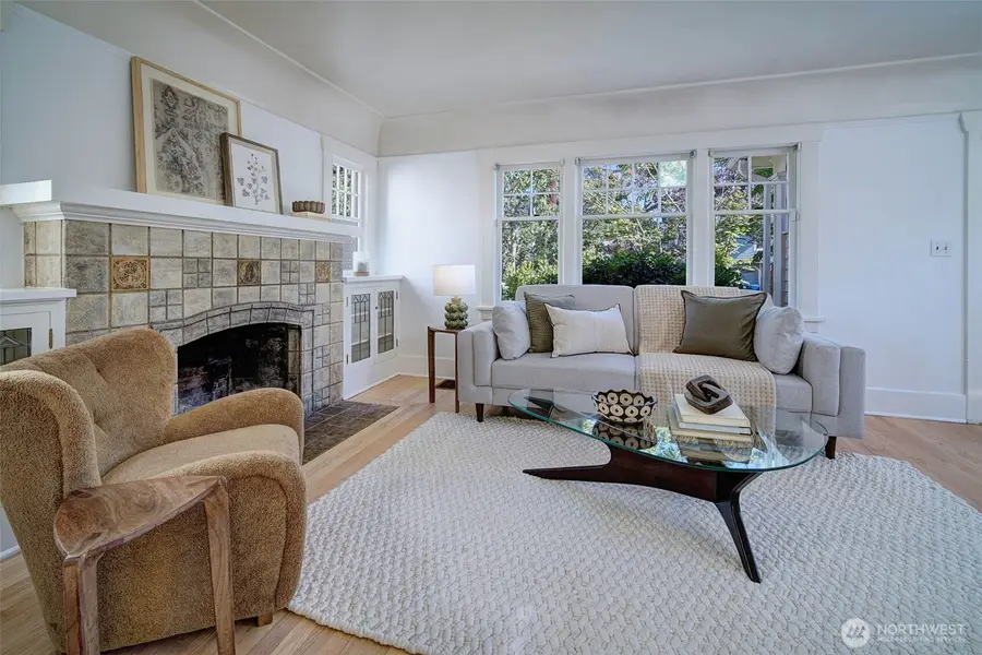 511 N 76th Street, Seattle, WA 98103 - #2