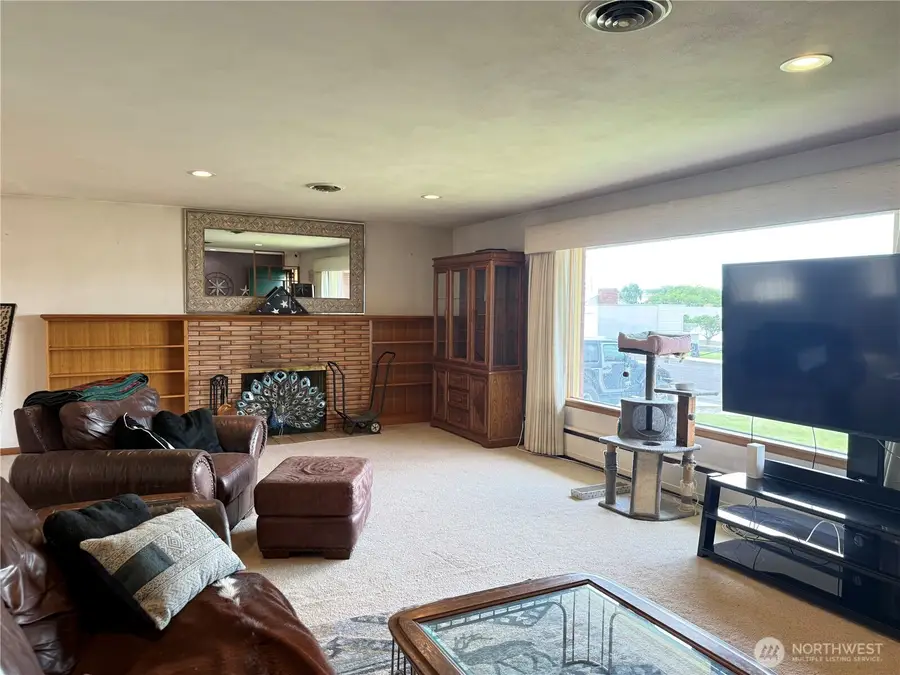 712 E 2nd Avenue, Odessa, WA 99159 - #3