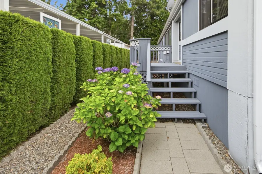 1427 100th Street Sw #8, Everett, WA 98204 - #2
