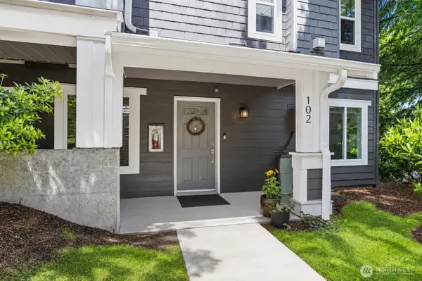 5501 Lakemont Boulevard Se #102, Bellevue, WA 98006