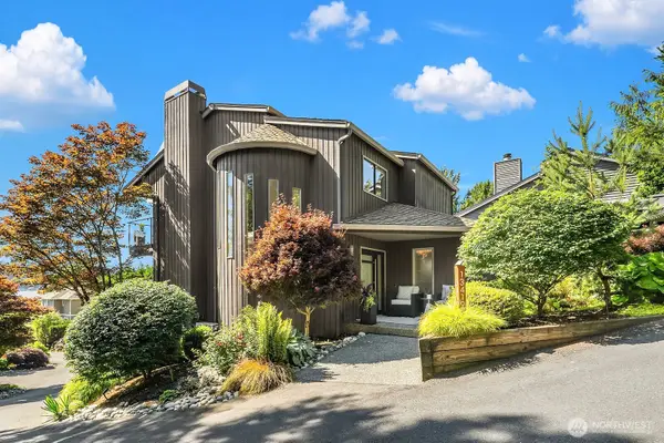 13419 Holmes Point Drive Ne, Kirkland, WA 98034