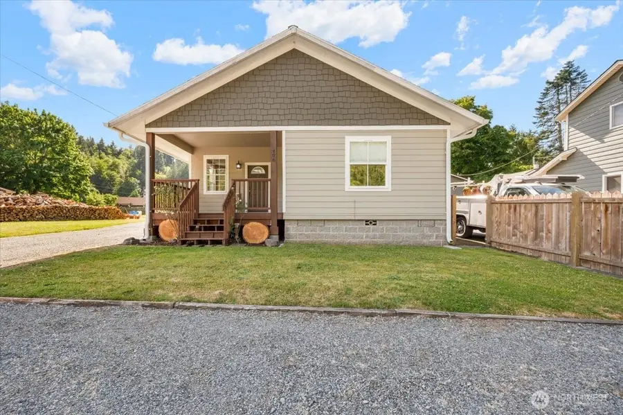 406 Long Street, Wilkeson, WA 98396 - #2