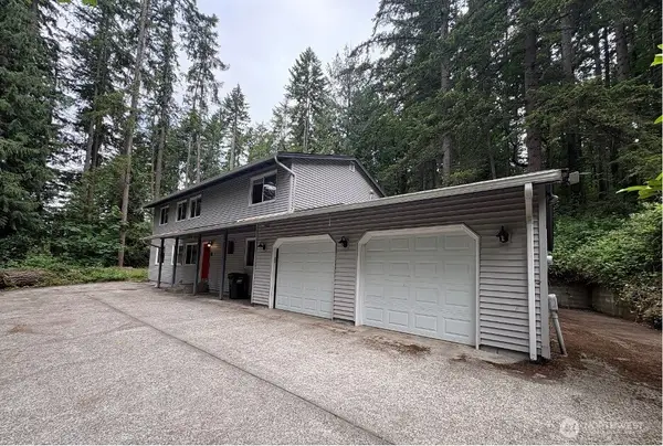 24404 SE Mirrormont Boulevard, Issaquah, WA 98027