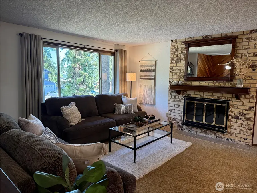 745 SW 13th Avenue, Oak Harbor, WA 98277 - #2
