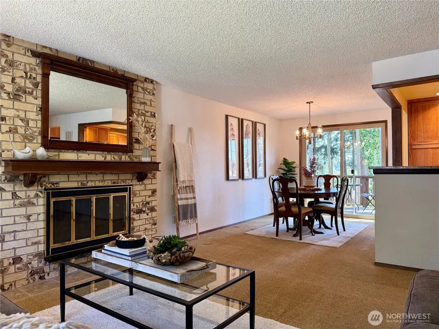 745 SW 13th Avenue, Oak Harbor, WA 98277 - #3