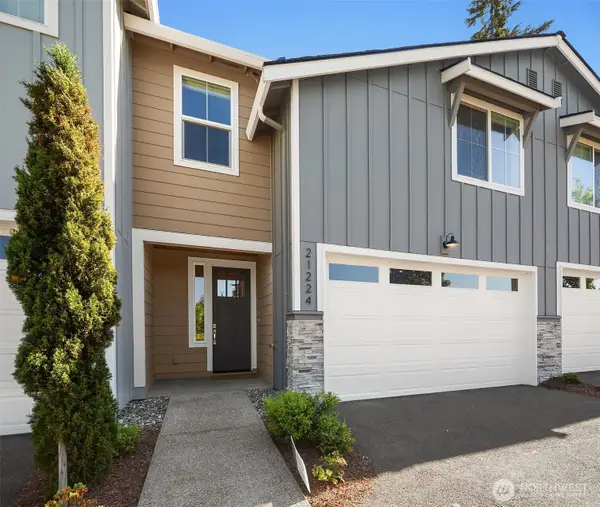 21224 82nd Place W, Edmonds, WA 98026