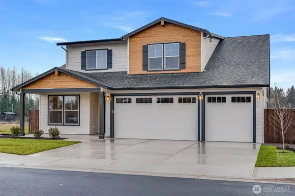 225 E 24th Avenue, La Center, WA 98629