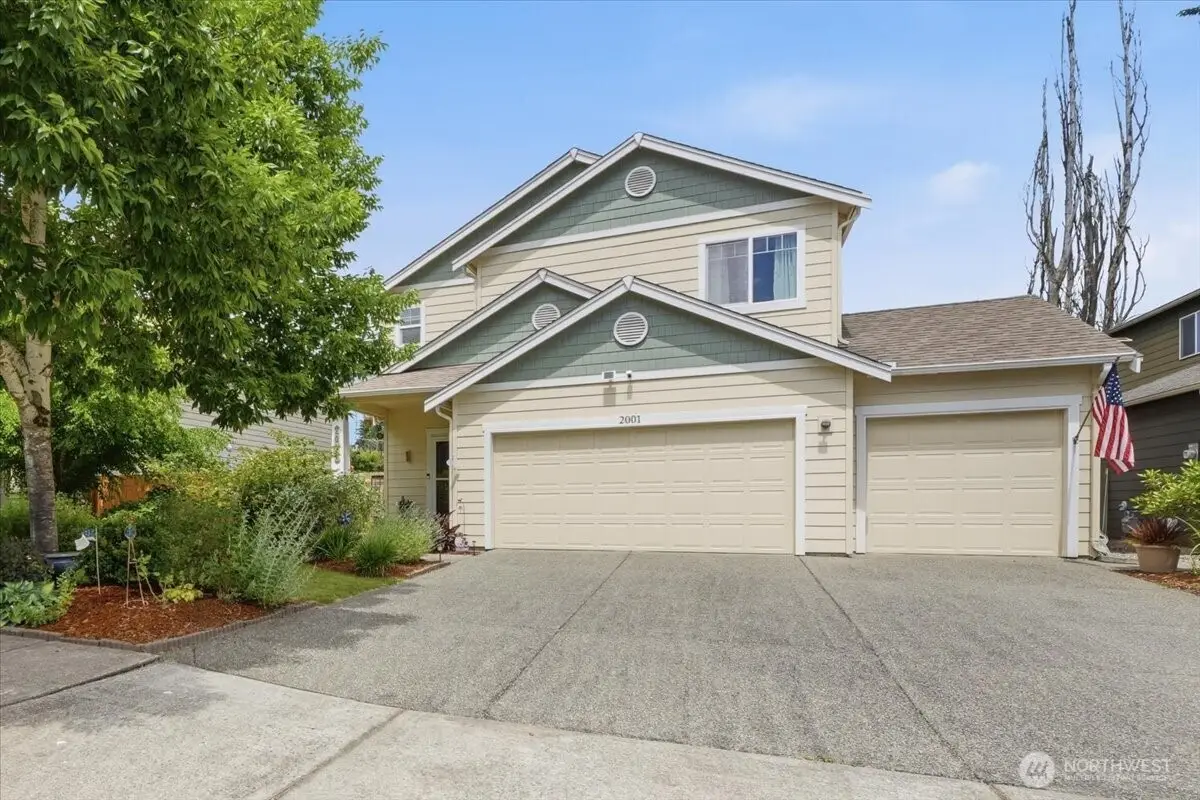 2001 5th Avenue Nw, Puyallup, WA 98371 - #1
