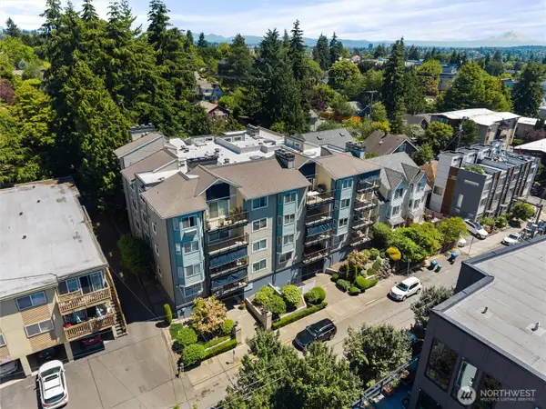 8720 Phinney Avenue N #21, Seattle, WA 98103
