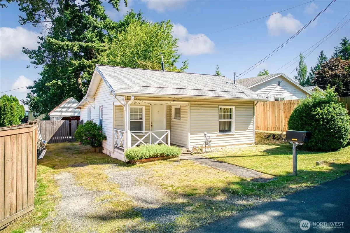 4909 N 38th St, Tacoma, WA 98407 - #1