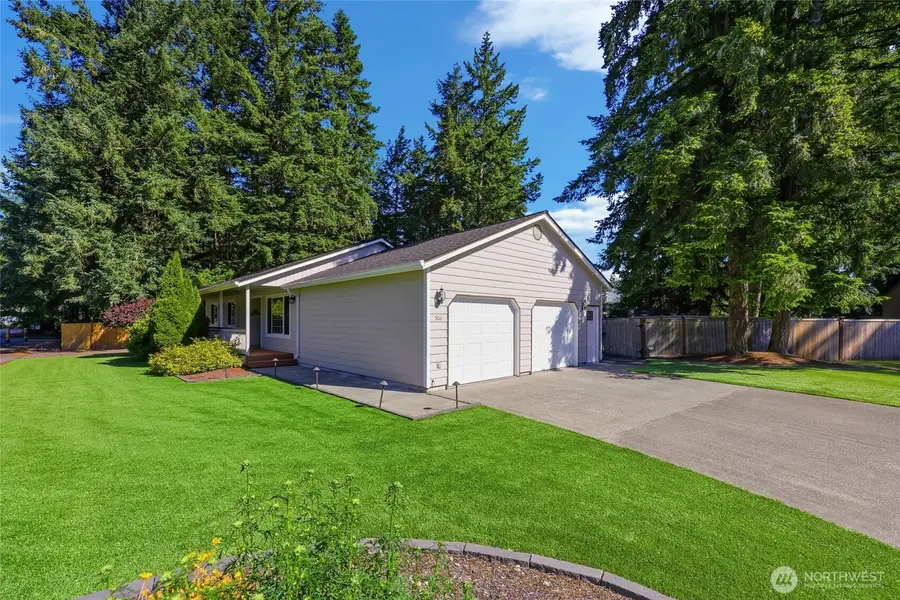 506 Nieland Loop Se, Rainier, WA 98576 - #3